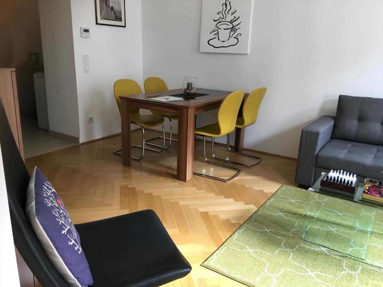 Apartment Vienna Living Exteriör bild
